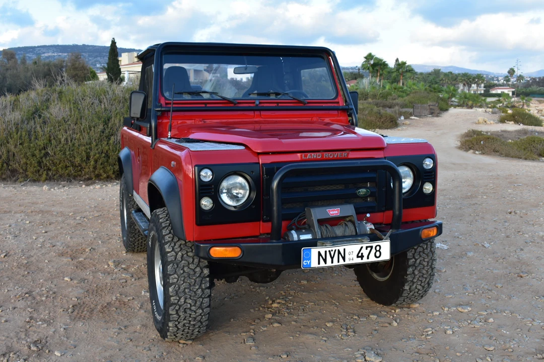 1994 Land Rover Defender 90 - Image 3 of 31