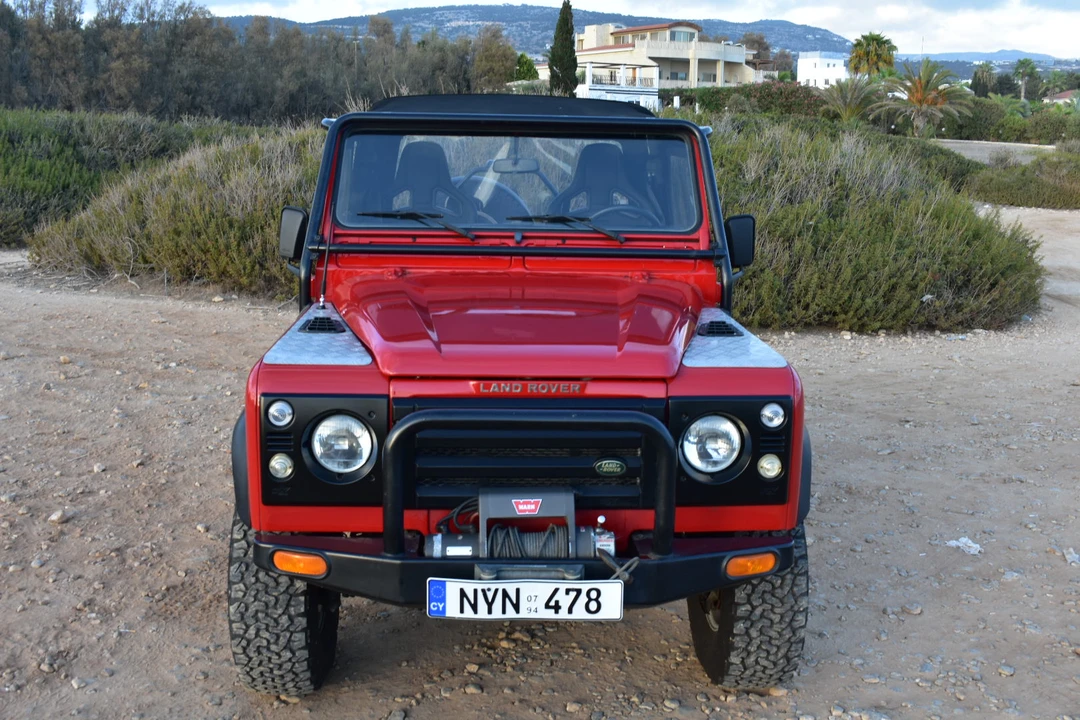 1994 Land Rover Defender 90 - Image 2 of 31