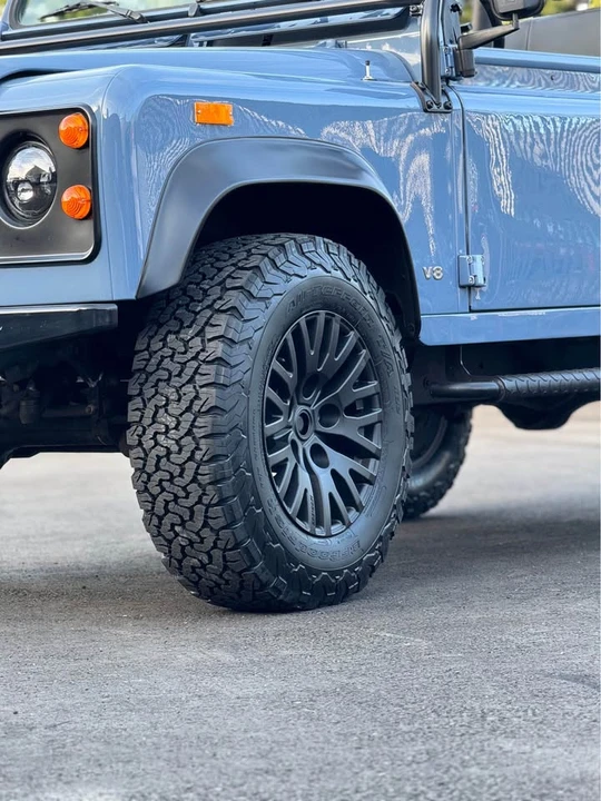 1994 Land Rover Defender 90 - Image 3 of 19