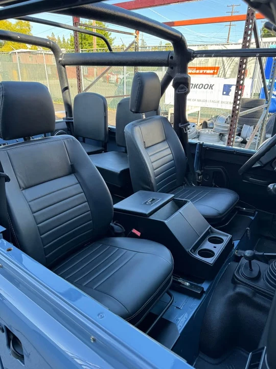1994 Land Rover Defender 90 - Image 8 of 19