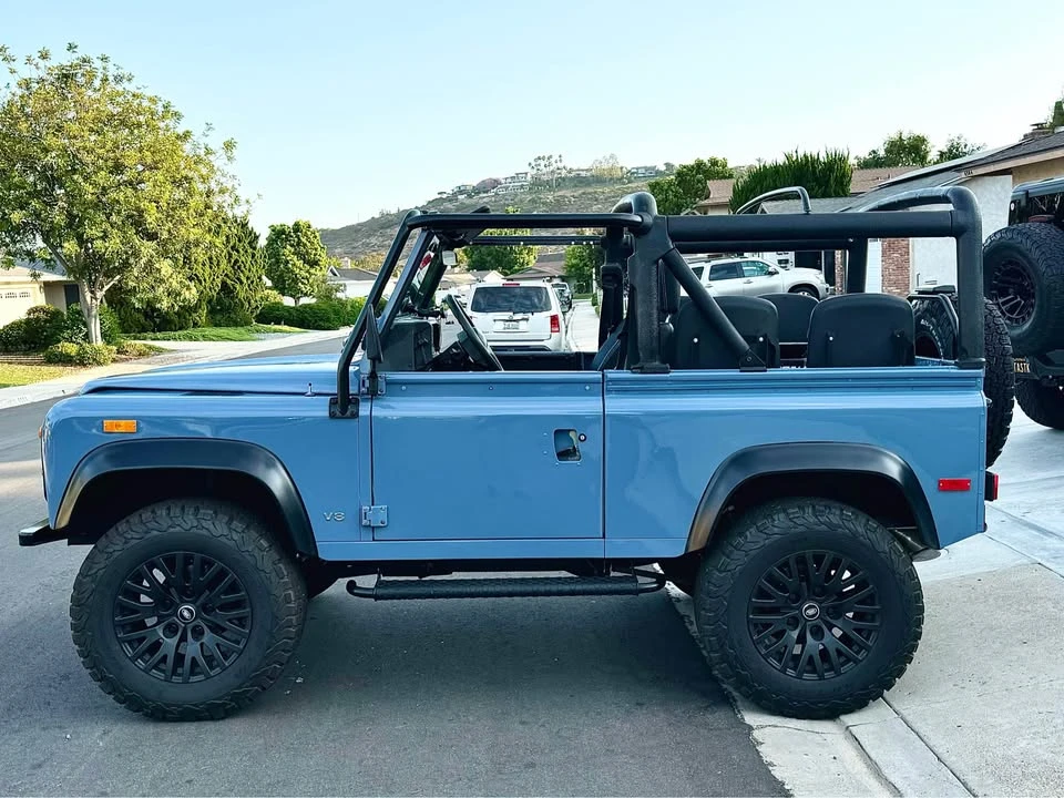 1994 Land Rover Defender 90 - Image 2 of 19