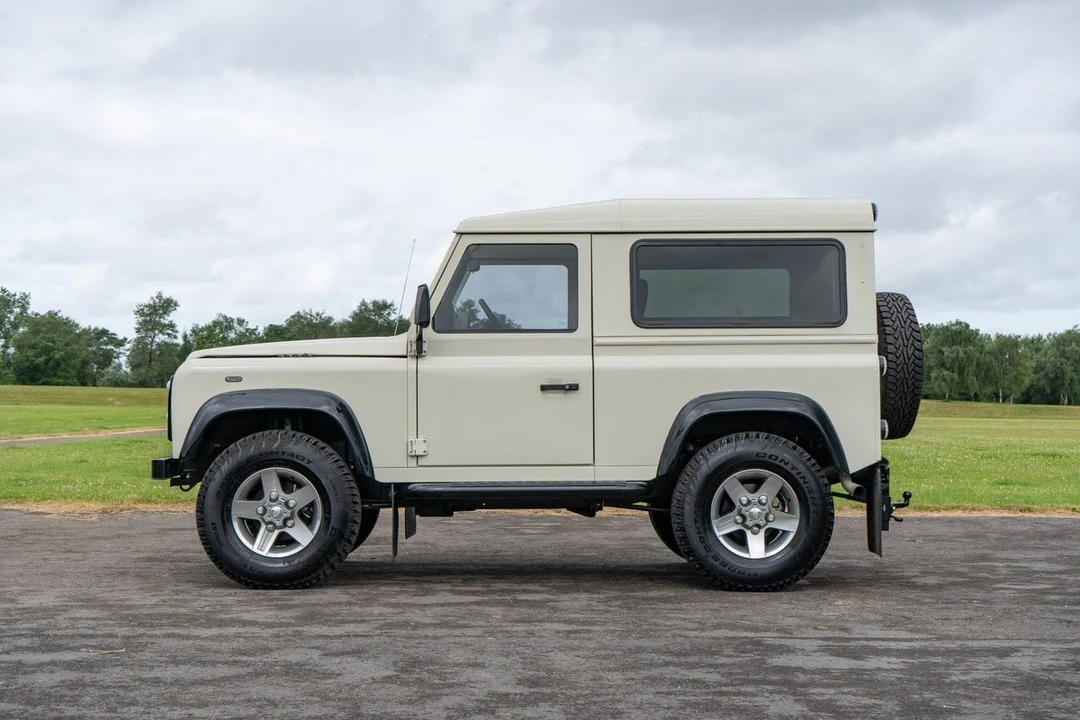 1994 Land Rover Defender 90 - Image 12 of 30