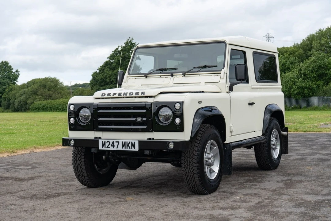 1994 Land Rover Defender 90 - Image 11 of 30