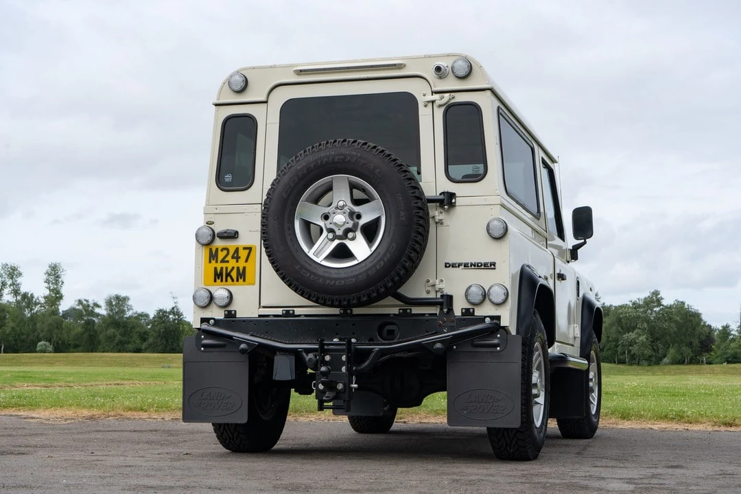 1994 Land Rover Defender 90 - Image 6 of 30