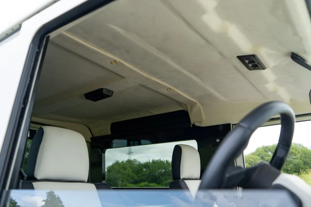 1994 Land Rover Defender 90 - Image 14 of 30