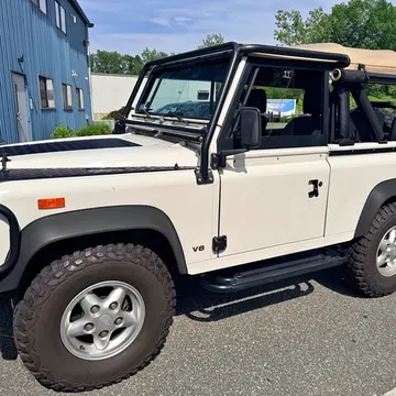 1994 Land Rover Defender 90 V8 Sport Utility 2D