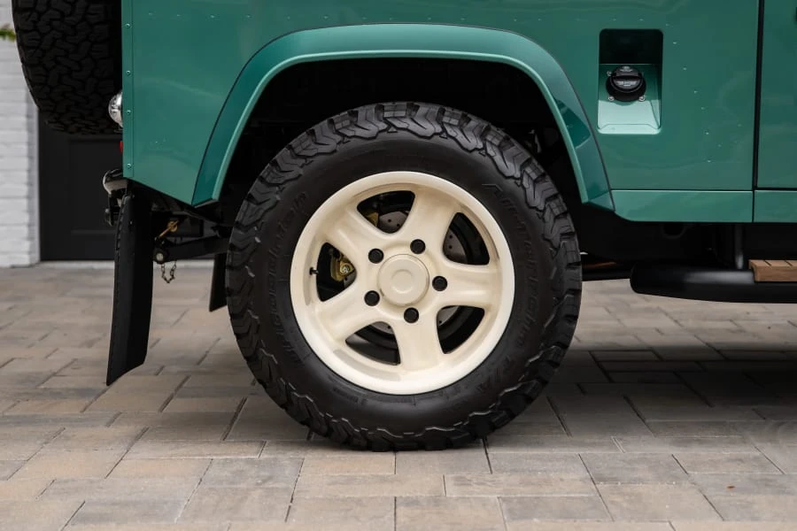 1994 Land Rover Defender 90 - Image 12 of 31