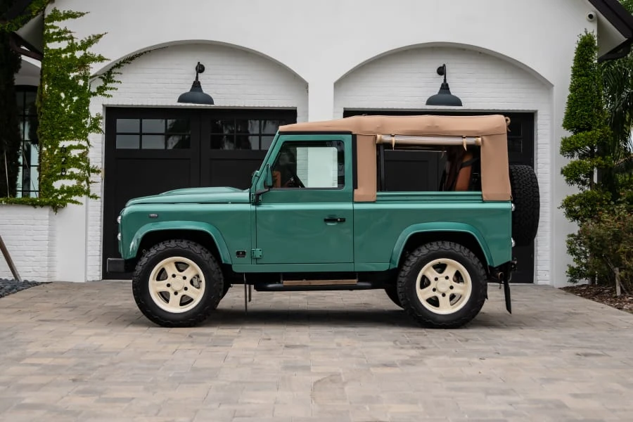 1994 Land Rover Defender 90 - Image 2 of 31