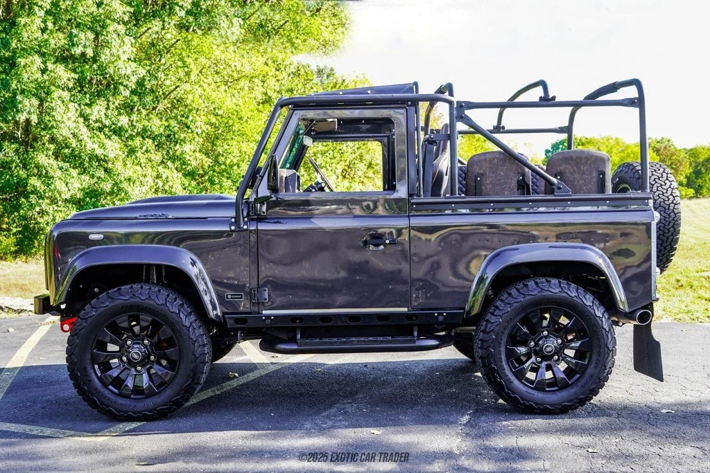 1994 Land Rover Defender 90 - Image 3 of 12