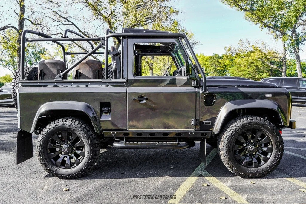 1994 Land Rover Defender 90 - Image 9 of 12
