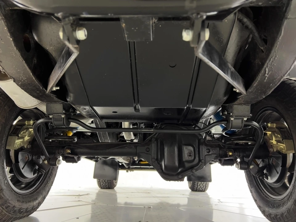 1994 Land Rover Defender 110 - Image 29 of 31