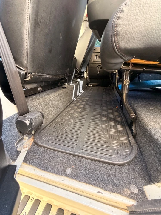 1994 Land Rover Defender 110 - Image 16 of 31