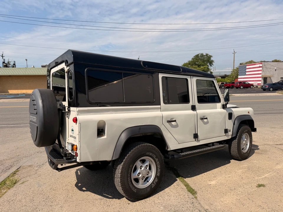 1994 Land Rover Defender 110 - Image 7 of 31