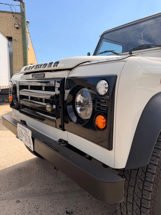 1994 Land Rover Defender 110 - Image 28 of 31