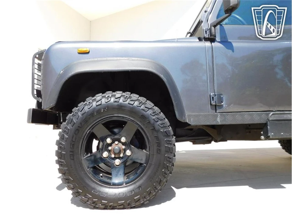 1994 Land Rover Defender - Image 9 of 31