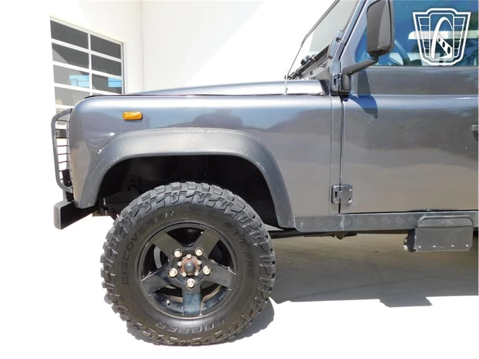 1994 Land Rover Defender - Image 10 of 31