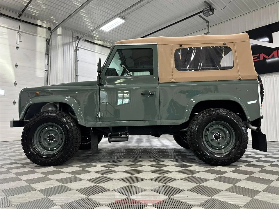 1994 Land Rover Defender - Image 11 of 31