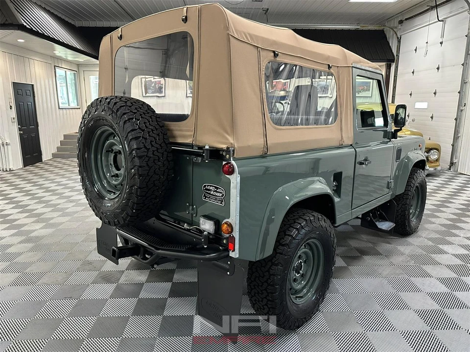 1994 Land Rover Defender - Image 8 of 31