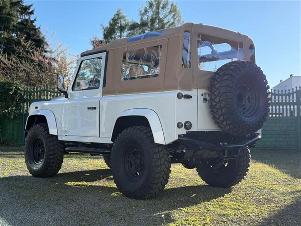 1994 Land Rover Defender - Image 9 of 31