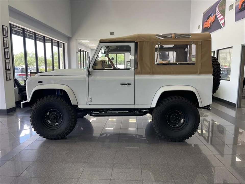 1994 Land Rover Defender - Image 2 of 31