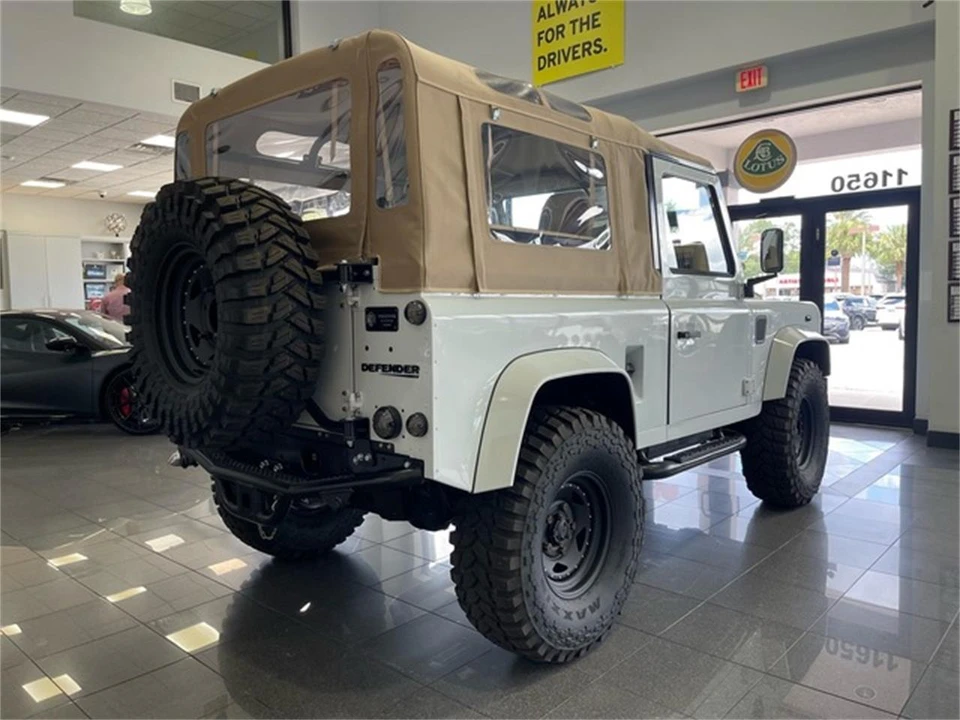 1994 Land Rover Defender - Image 5 of 31