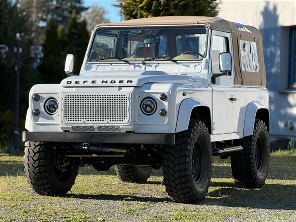 1994 Land Rover Defender - Image 8 of 31