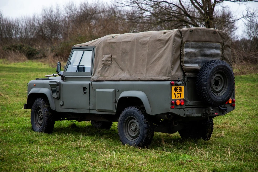 1994 Land Rover Defender - Image 15 of 30