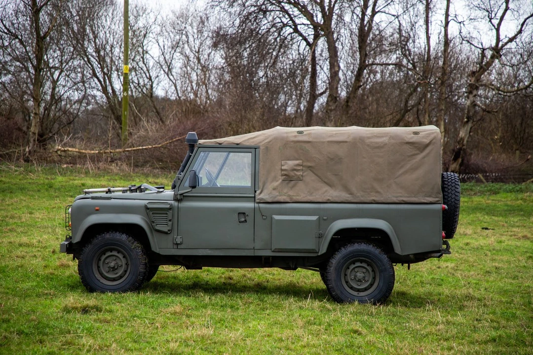 1994 Land Rover Defender - Image 19 of 30