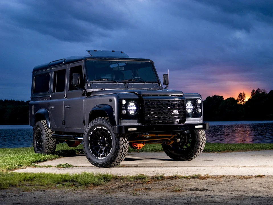 1994 Land Rover Defender 110 - Image 23 of 31