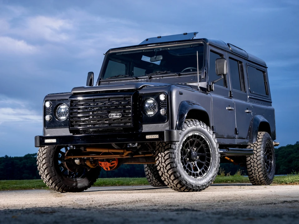 1994 Land Rover Defender 110 - Image 19 of 31