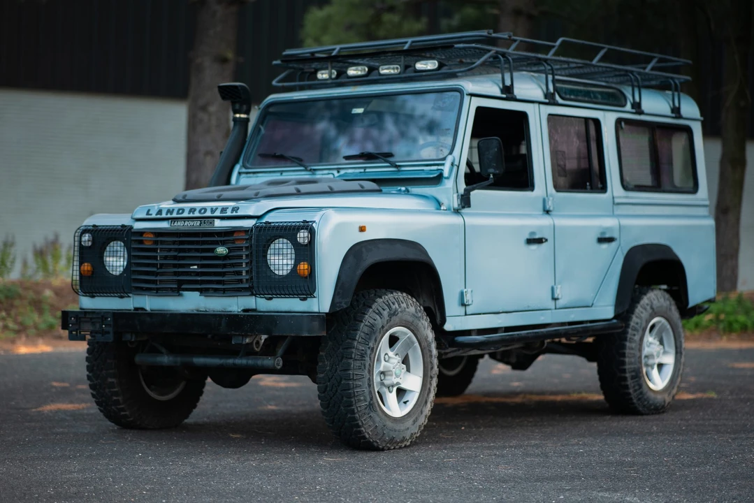 1994 Land Rover Defender 110 - Image 18 of 31
