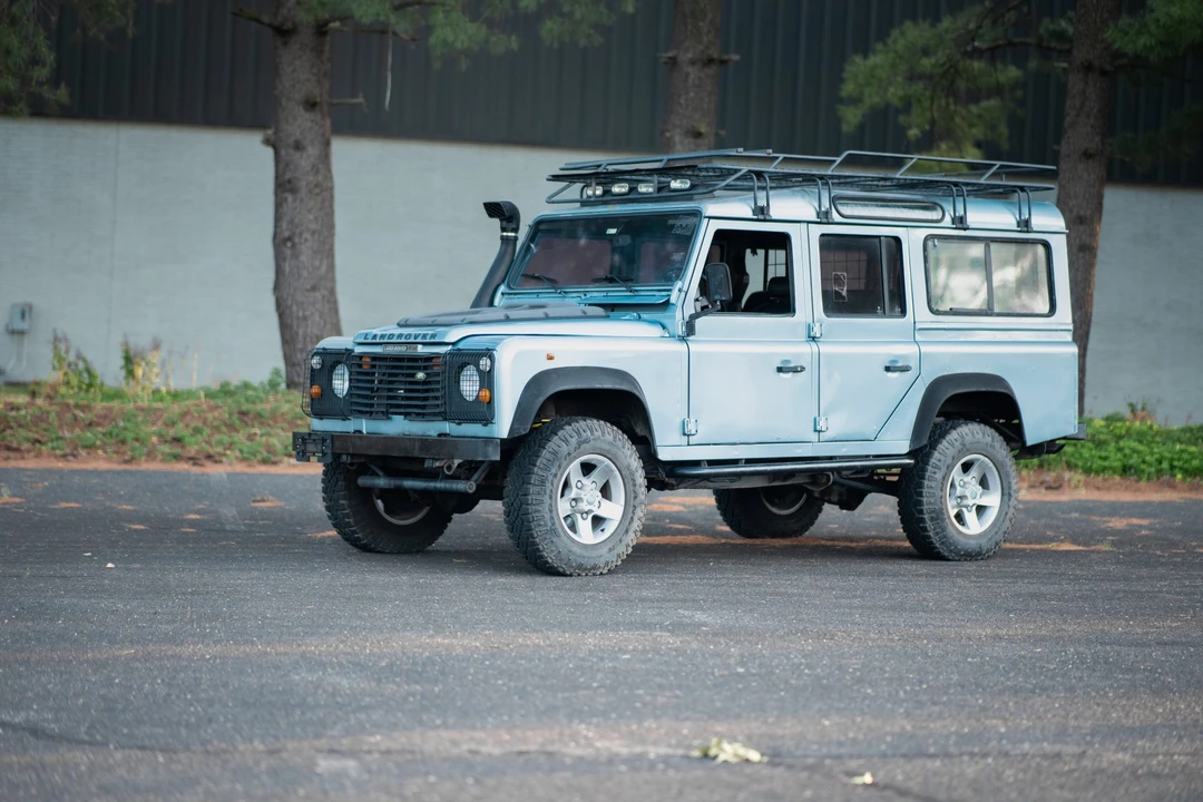 1994 Land Rover Defender 110 - Image 5 of 31