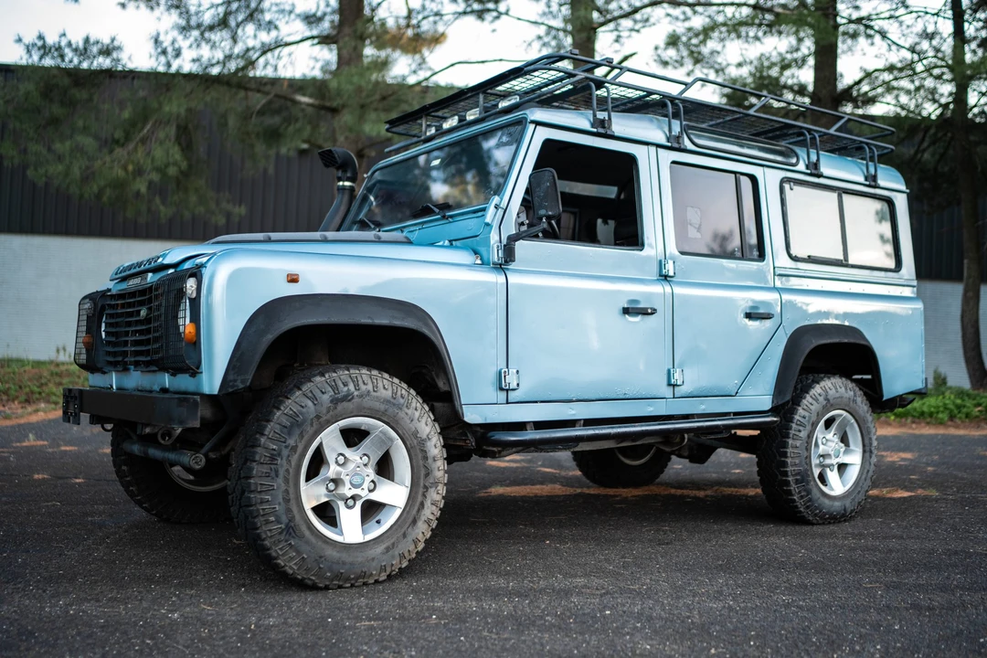 1994 Land Rover Defender 110 - Image 3 of 31