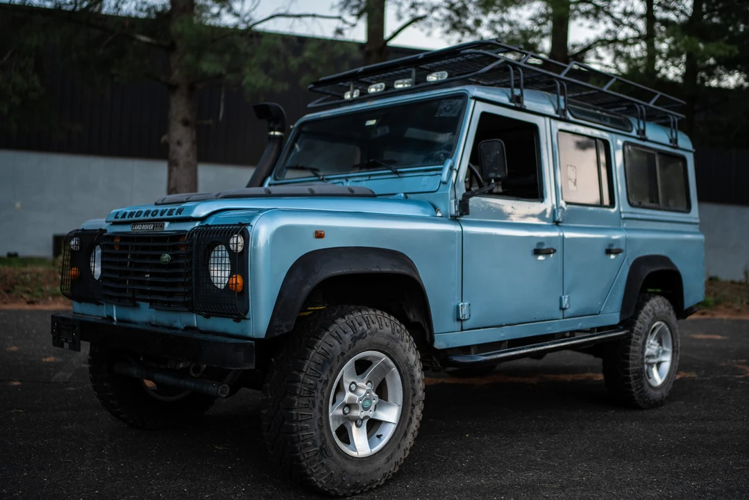 1994 Land Rover Defender 110 - Image 14 of 31