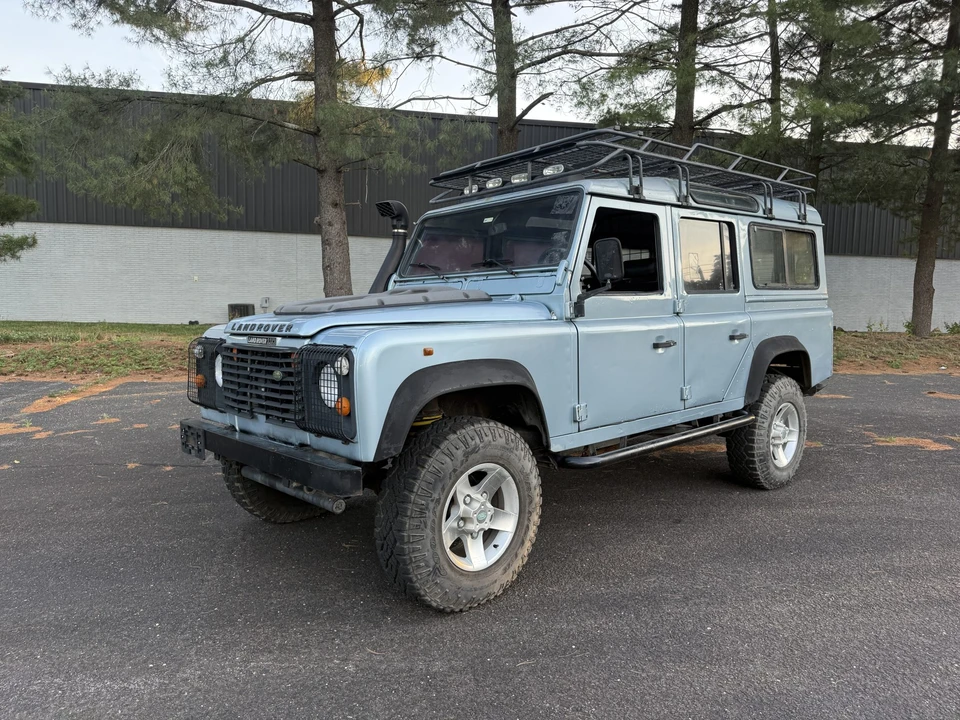 1994 Land Rover Defender 110 - Image 6 of 31
