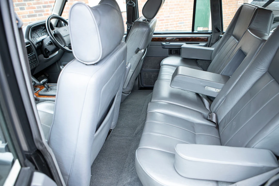 1994 Land Rover Range Rover Classic - Image 6 of 8