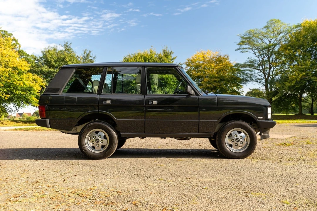1994 Land Rover Range Rover Classic - Image 8 of 30