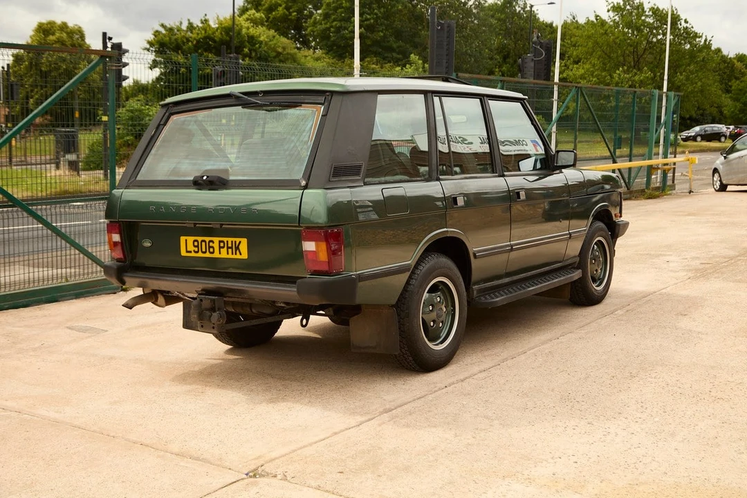1994 Land Rover Range Rover Classic - Image 9 of 30