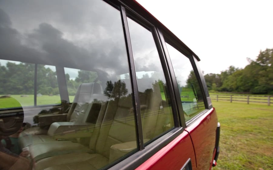 1994 Land Rover Range Rover Classic - Image 26 of 31