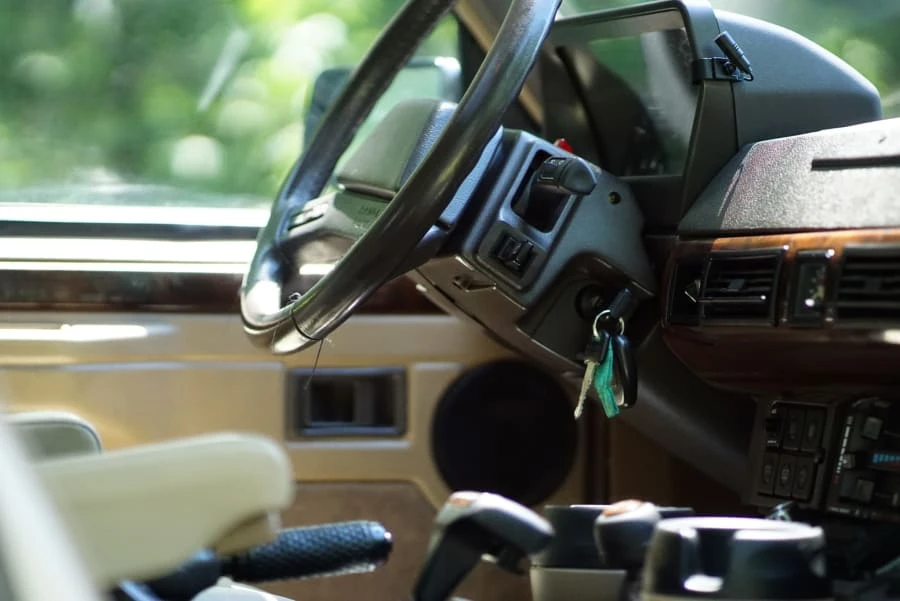 1994 Land Rover Range Rover Classic - Image 2 of 11