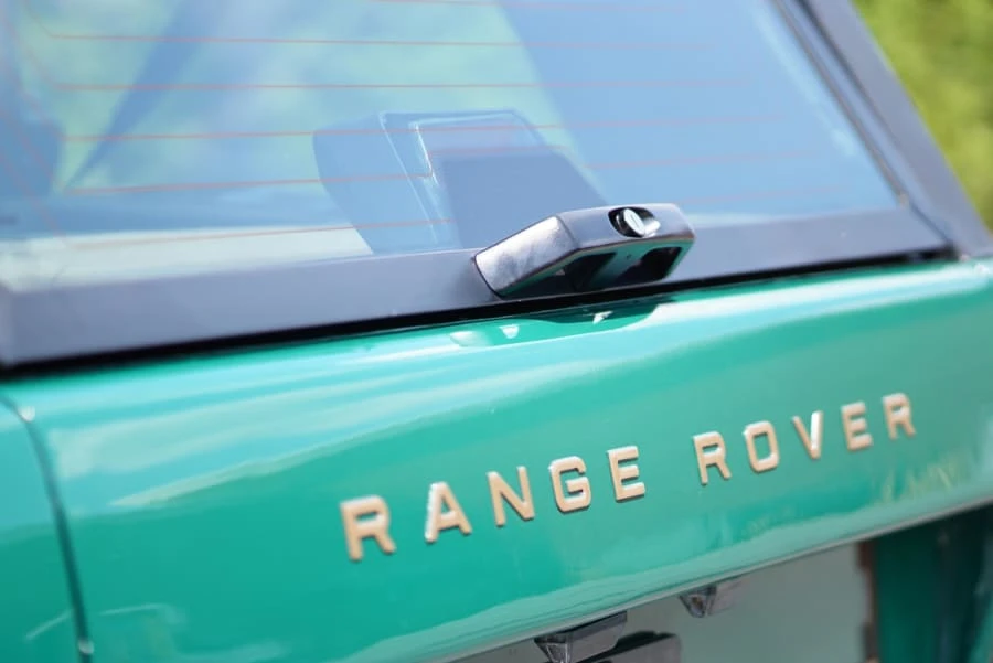1994 Land Rover Range Rover Classic - Image 9 of 11