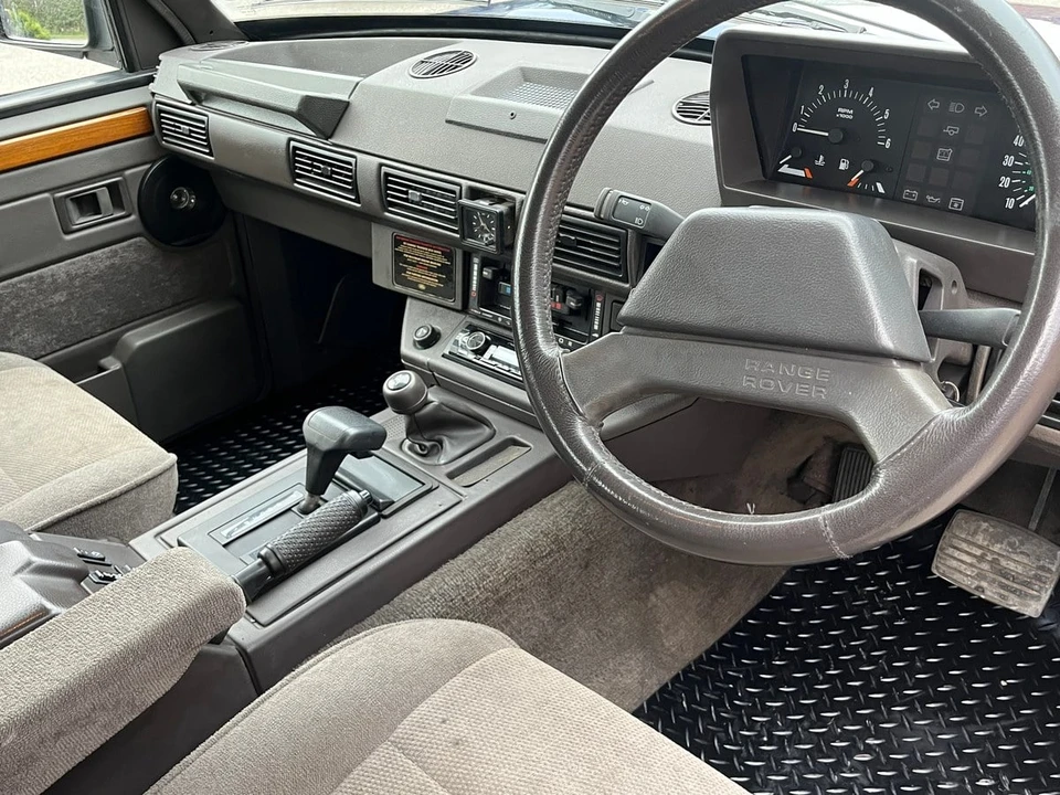 1994 Land Rover Range Rover Classic - Image 18 of 30