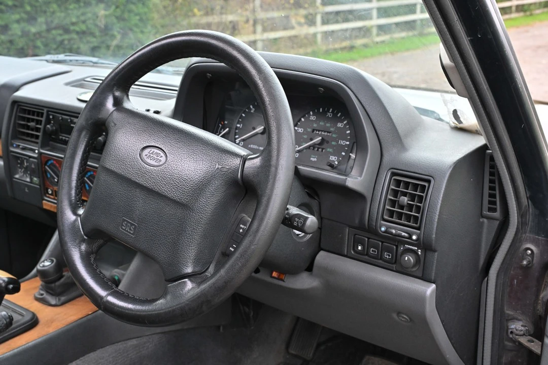 1994 Land Rover Range Rover Classic - Image 25 of 30