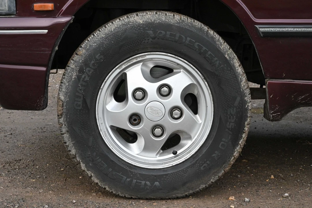 1994 Land Rover Range Rover Classic - Image 24 of 30