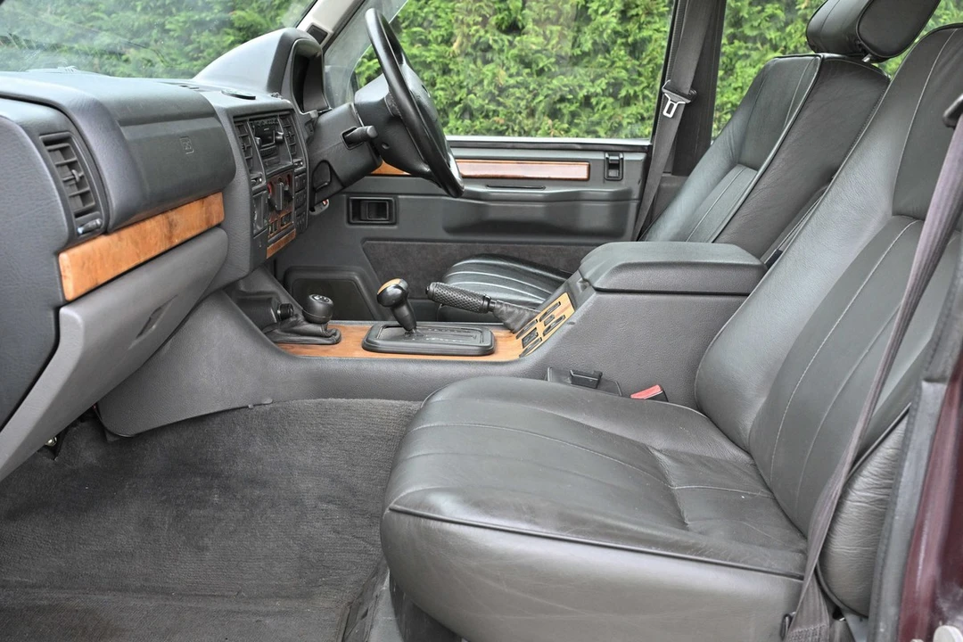 1994 Land Rover Range Rover Classic - Image 29 of 30