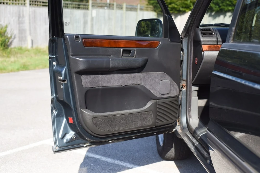 1994 Land Rover Range Rover P38A - Image 28 of 30
