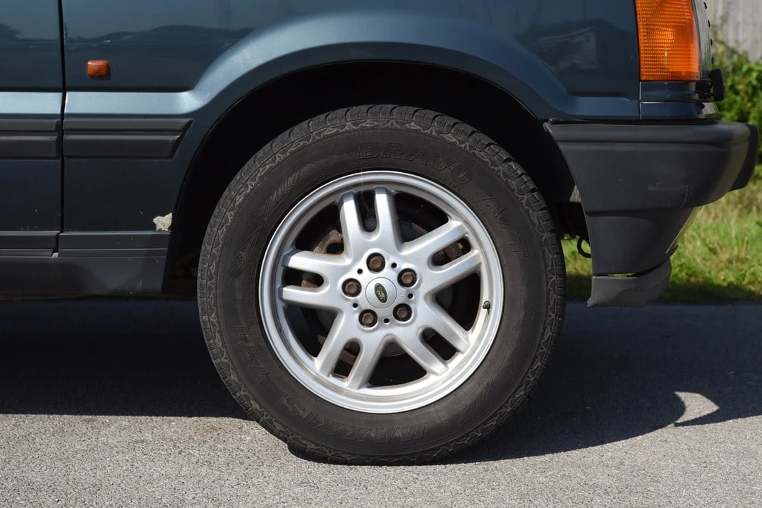 1994 Land Rover Range Rover P38A - Image 18 of 30