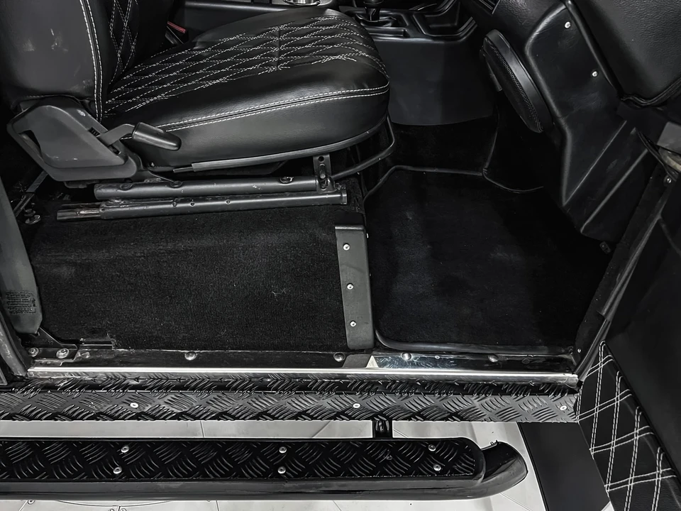 1994 Land Rover Defender - Image 15 of 21