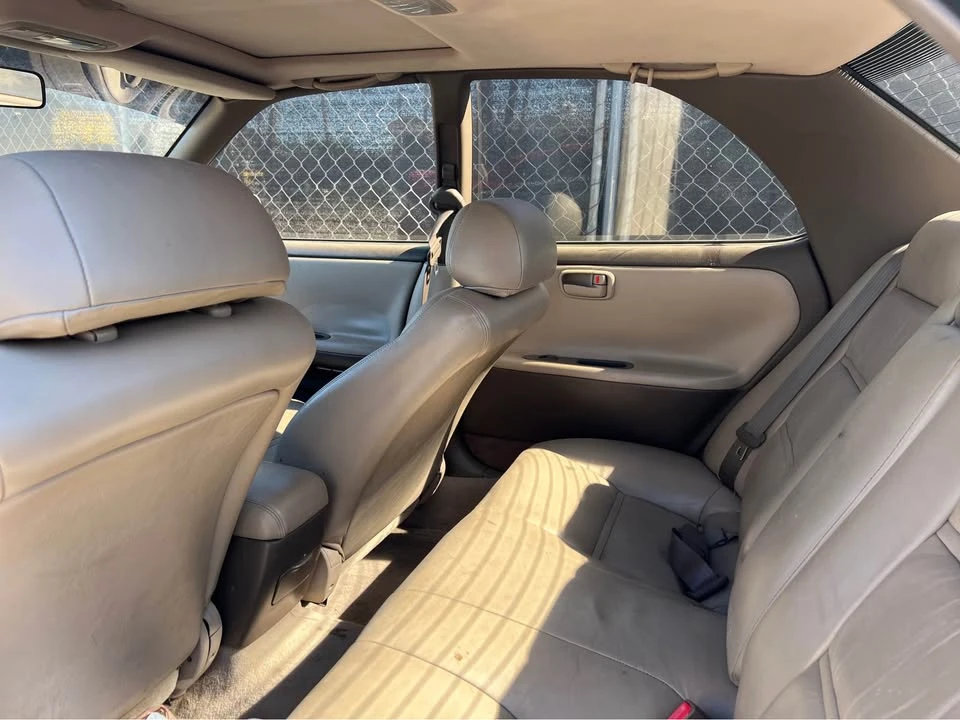 1994 Lexus ES 2nd Gen - Image 3 of 8