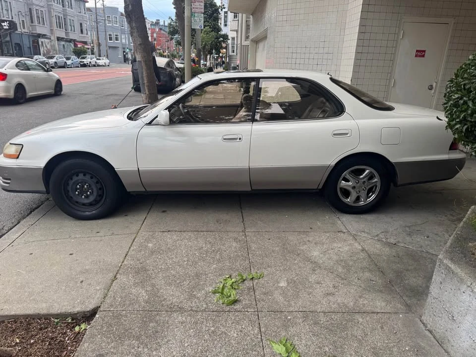 1994 Lexus ES 2nd Gen - Image 7 of 13